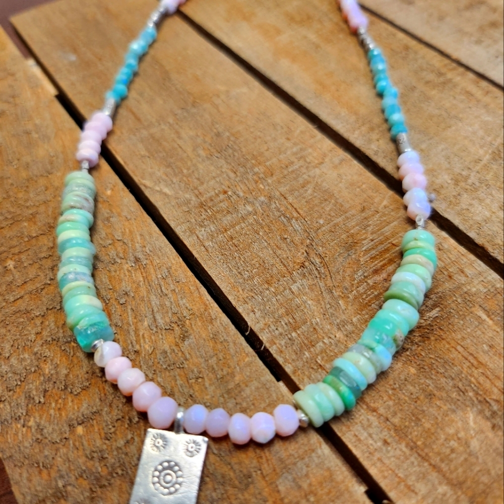 Boh lo hill.tribe necklase